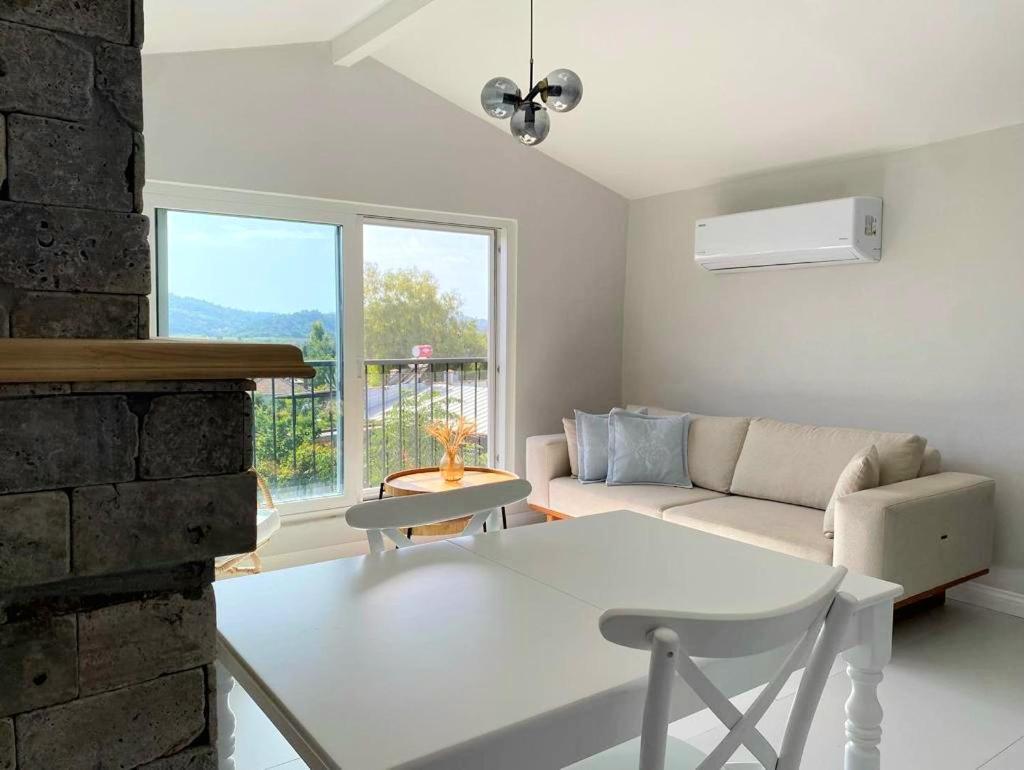 Airport Blue Eye Apartment Dalaman Best Location Also Suitable For Day Rentals Ideal For Air Travelers, 5 Km Close To Airport Eksteriør bilde